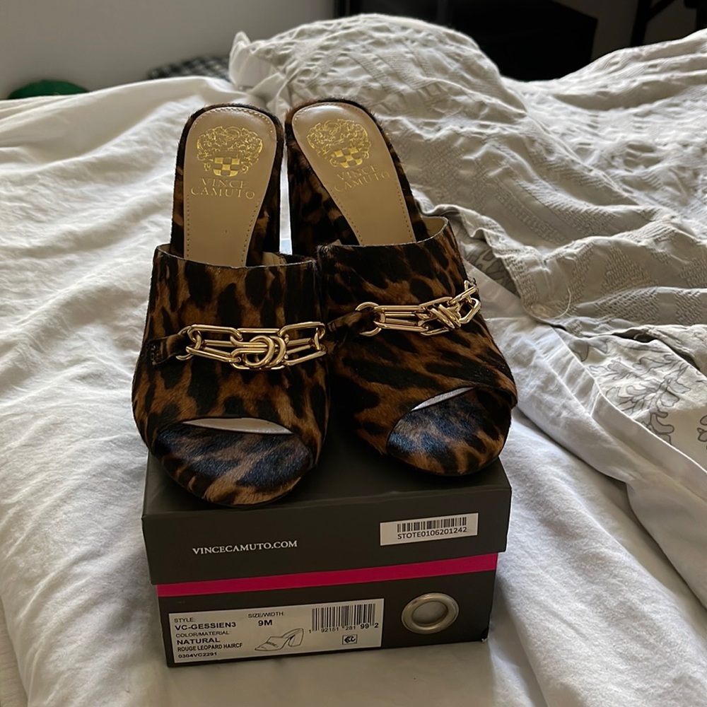 New!!!!Vince camuto leopard 🐆 heels